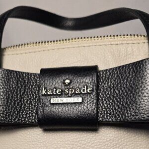 Kate Spade Ivory & Black Zipper Top handle Bow & Logo